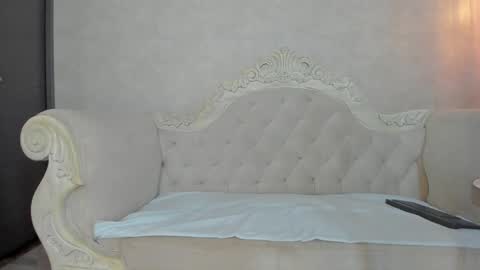 Irinnah Lottus online show from February 2025 11:24:01 PM