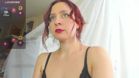 Snapshot of iris_crispy chatting on October 2025 06:00:02 AM Iris online show from October 2025 06:00:02 AM