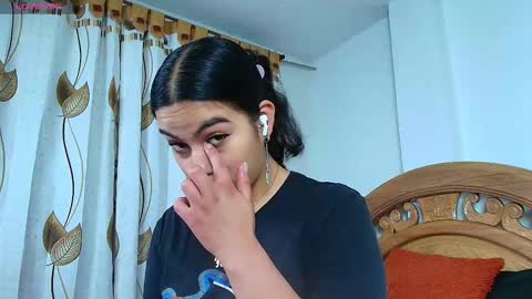 Snapshot of iris_mandarine chatting on September 2025 10:03:02 AM IRIS online show from September 2025 10:03:02 AM