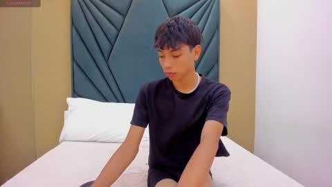 Iris online show from September 2025 07:17:01 PM