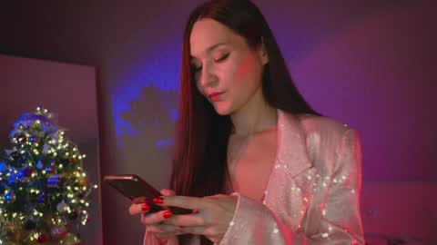 Iris online show from December 2024 06:24:02 PM