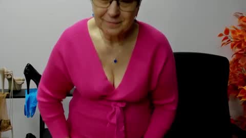 I R I S online show from January 2025 10:43:01 AM