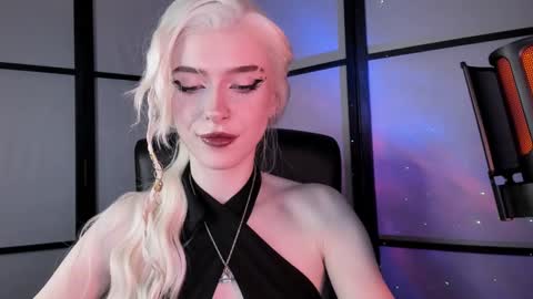 Miss Iris Fansly Miss Iris new inst.  online show from January 2025 08:23:02 PM