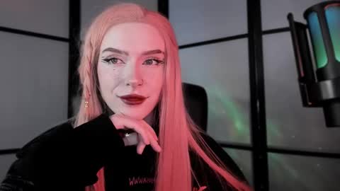 Miss Iris Fansly Miss Iris new inst.  online show from February 2025 10:59:01 AM