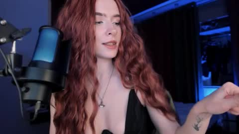 Miss Iris Fansly Miss Iris new inst.  online show from September 2025 05:46:02 PM