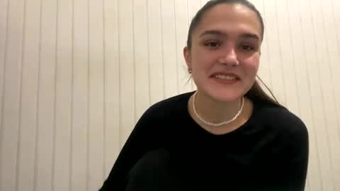 Snapshot of irisss31 chatting on December 2024 07:07:02 PM irisss31 online show from December 2024 07:07:02 PM