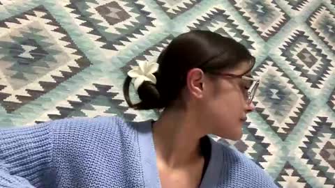 irisss31 online show from October 2025 07:24:01 PM