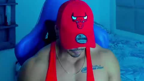 Iron online show from September 2025 01:42:02 AM