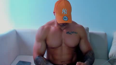 Iron online show from October 2025 09:56:01 PM