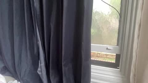 iroquois_cheeb online show from October 2025 06:55:01 AM