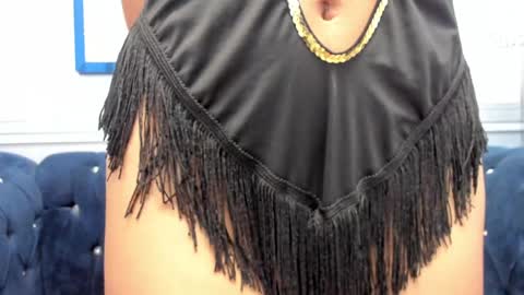 Snapshot of isa_little4u chatting on December 2024 02:27:01 PM online show from December 2024 02:27:01 PM