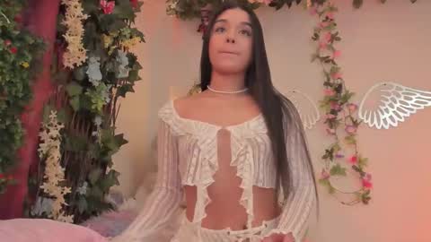 Snapshot of isa_nixon chatting on September 2025 05:02:02 PM Isabella online show from September 2025 05:02:02 PM