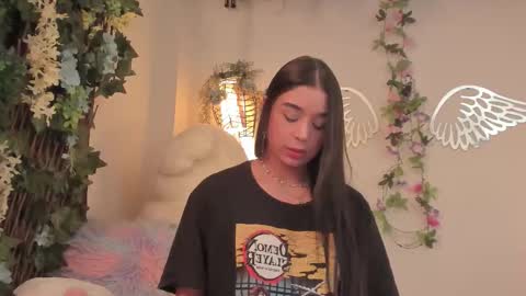 Snapshot of isa_nixon chatting on September 2025 10:56:02 PM Isabella online show from September 2025 10:56:02 PM