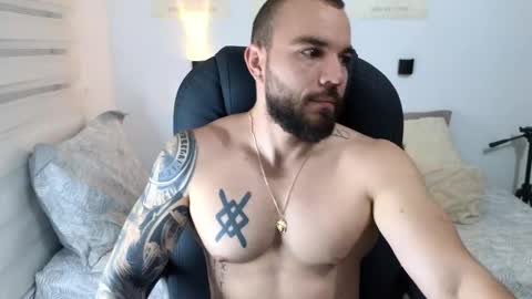 Snapshot of isaac_carter chatting on September 2025 10:37:01 AM Isaac carter online show from September 2025 10:37:01 AM