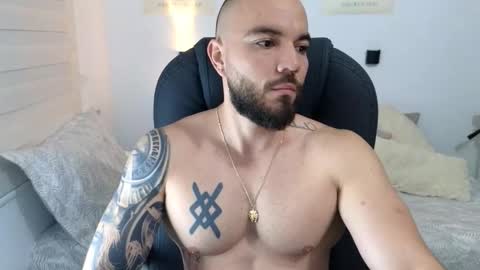 Snapshot of isaac_carter chatting on September 2025 11:11:01 AM Isaac carter online show from September 2025 11:11:01 AM