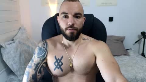 Snapshot of isaac_carter chatting on September 2025 11:11:02 AM Isaac carter online show from September 2025 11:11:02 AM