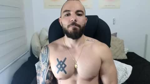 Snapshot of isaac_carter chatting on October 2025 11:00:01 AM Isaac carter online show from October 2025 11:00:01 AM