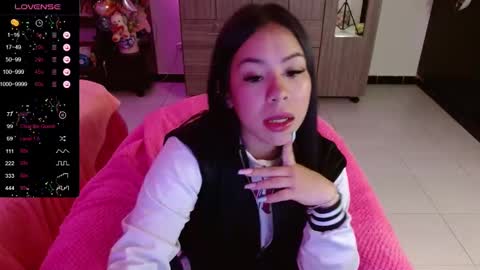 Snapshot of isabeella_24 chatting on December 2024 01:53:02 AM Isabella online show from December 2024 01:53:02 AM