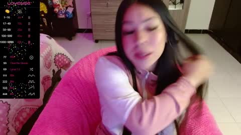 Snapshot of isabeella_24 chatting on January 2025 02:11:01 AM Isabella online show from January 2025 02:11:01 AM