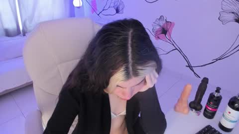 isabela_fiorelli online show from October 2025 02:18:01 PM