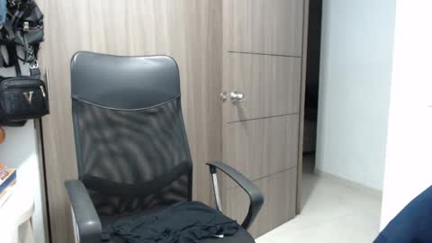 Isabela online show from January 2025 12:44:02 AM