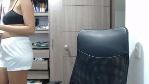 Isabela online show from March 2025 03:35:02 AM