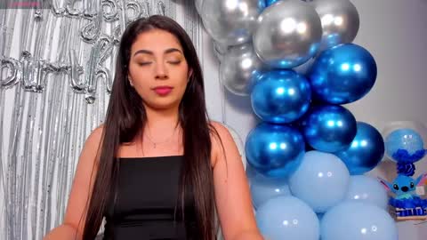Isabela Angell  online show from January 2025 10:50:01 PM
