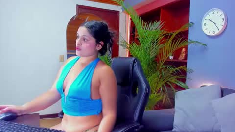 Isa online show from September 2025 10:12:02 PM