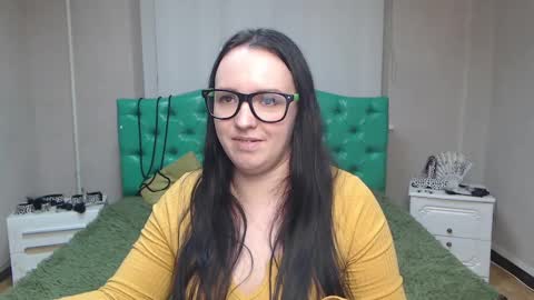 Snapshot of isabelblackberry chatting on December 2024 09:24:02 AM IsabelBlackberry online show from December 2024 09:24:02 AM