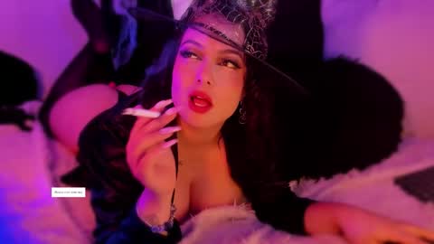 isabella online show from October 2025 03:51:02 AM