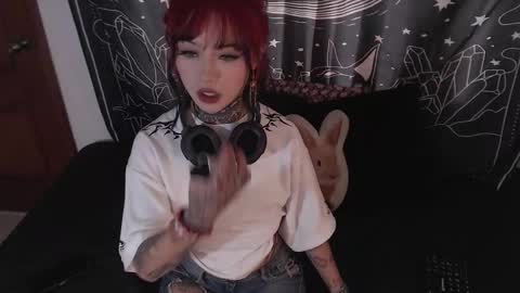    online show from December 2024 09:22:01 PM