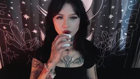    online show from January 2025 10:34:01 PM