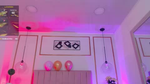 Snapshot of isabella_cherry_ chatting on November 2025 06:05:02 AM Isa Online 11pm to 5am Colombia time online show from November 2025 06:05:02 AM