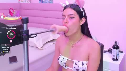 Isabella  online show from March 2025 12:34:01 PM