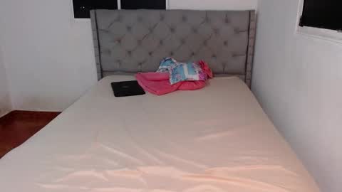IM ISABELLA online show from October 2025 12:42:01 AM