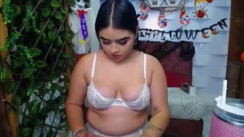 IsabellaaSweet online show from October 2025 08:41:02 PM