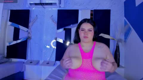 isabellabellanova online show from September 2025 01:00:01 PM