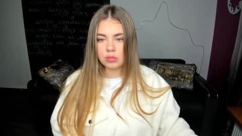 Snapshot of isabellabler chatting on October 2025 05:52:01 AM isabellabler online show from October 2025 05:52:01 AM