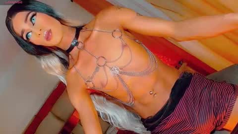 isabellagirs online show from September 2025 07:46:01 PM