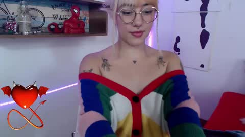 Snapshot of isabellakoff chatting on February 2025 06:09:01 PM Tati - online show from February 2025 06:09:01 PM