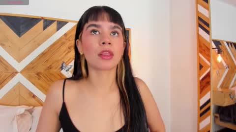 Snapshot of isabellamarinny chatting on November 2025 01:34:02 PM Isabella online show from November 2025 01:34:02 PM