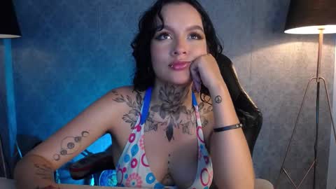 Snapshot of isabellamontier chatting on February 2025 09:40:01 PM Isabella Montier online show from February 2025 09:40:01 PM