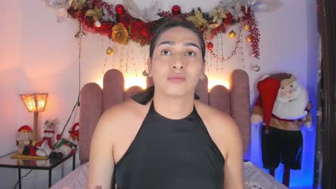 Snapshot of isabellas_smith chatting on December 2024 10:03:02 PM Martina IG martissmith01 online show from December 2024 10:03:02 PM