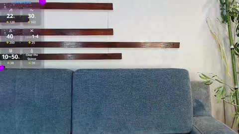 Snapshot of isamoon_ chatting on September 2025 12:49:02 PM Isa online show from September 2025 12:49:02 PM