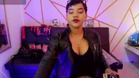 isabela online show from November 2025 11:16:01 PM