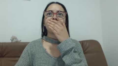 Emma online show from October 2025 03:51:02 AM