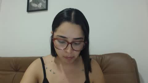 Emma online show from October 2025 03:29:01 AM