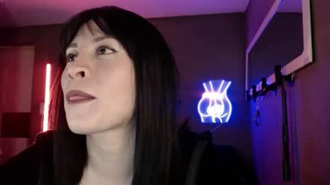 Ana Maria online show from October 2025 04:22:01 PM