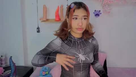 Snapshot of isisjones18 chatting on October 2025 10:11:02 AM Isisjones18 online show from October 2025 10:11:02 AM