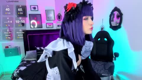 Isis Raichu online show from September 2025 08:56:02 PM